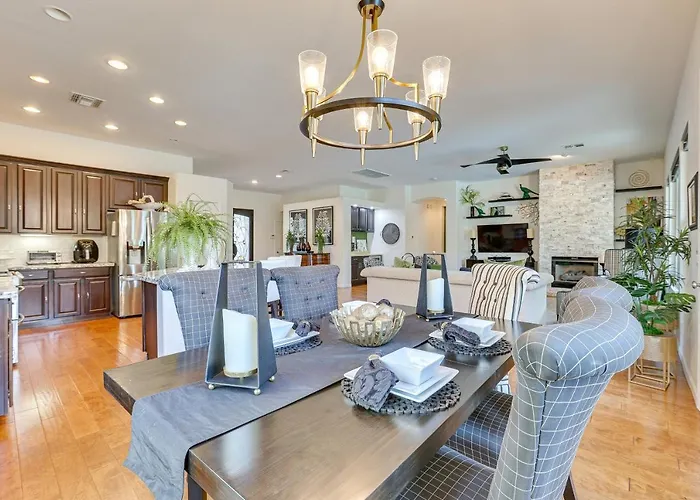 Holiday home Retreat W/ Outdoor Oasis! Day Trip To Dtwn Phoenix