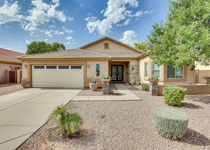 Retreat W/ Outdoor Oasis! Day Trip To Dtwn Phoenix Holiday home Peoria